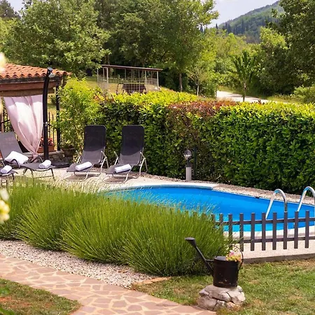 Casa Sara And Sascha *